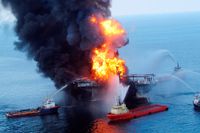 Oljeplattformen Deepwater Horizon den 21 april 2010.