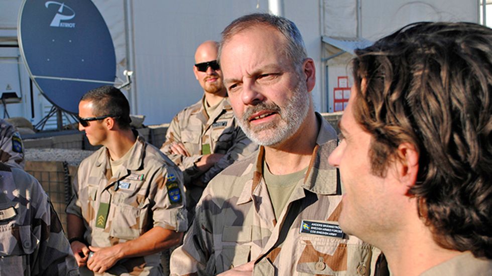 Generalmajor Anders Brännström i Afghanistan 2012, under prins Carl Philips besök. 