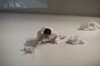 Teresia Björk i solot ”Etsningar”, sista delen i hennes trilogi om konstnären Siri Derkert.