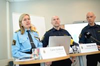Carin Götblad, regionpolischef Mitt, Stefan Hector, nationell kommenderingschef för Rimfrost och Jale Poljarevius, regional kommenderingschef, presenterar hur Operation rimfrost fortsätter, med fokus på bland annat Uppsala.