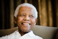 Sydafrikas expresident Nelson Mandela har en stiftelse i sitt namn på Isle of Man. Men frågan är vad han visste om den. Arkivbild.