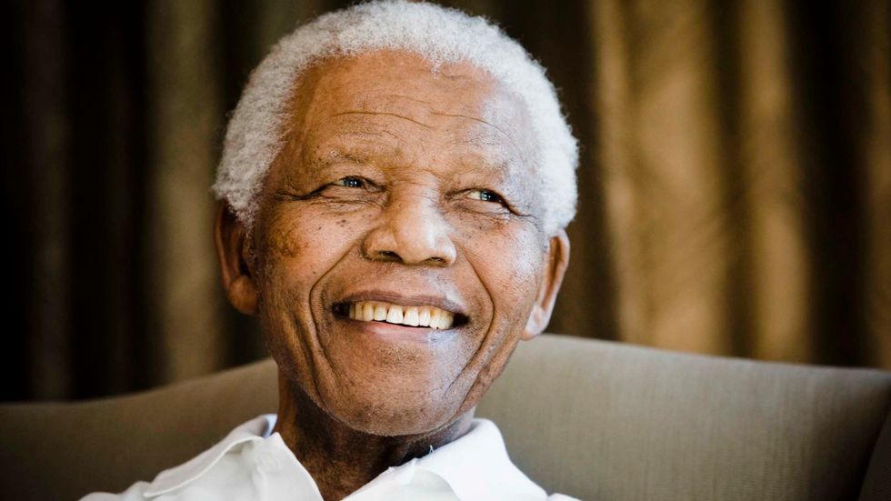 Sydafrikas expresident Nelson Mandela har en stiftelse i sitt namn på Isle of Man. Men frågan är vad han visste om den. Arkivbild.
