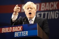 Storbritanniens problem kan härledas till det avslutade EU-medlemskapet och den övergående pandemin, menar Boris Johnson och hävdar att Tories, som han kallar världens hippaste parti, leder nu landet mot en ljus framtid.