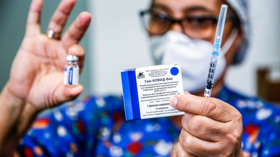 Det statliga, ryska läkemedelsbolag som tillverkar Sputnikvaccinet har ännu inte formellt ansökt om godkännande från EU:s läkemedelsmyndighet EMA.