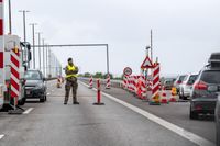 Danmark fortsätter med sina gränskontroller. Arkivbild.