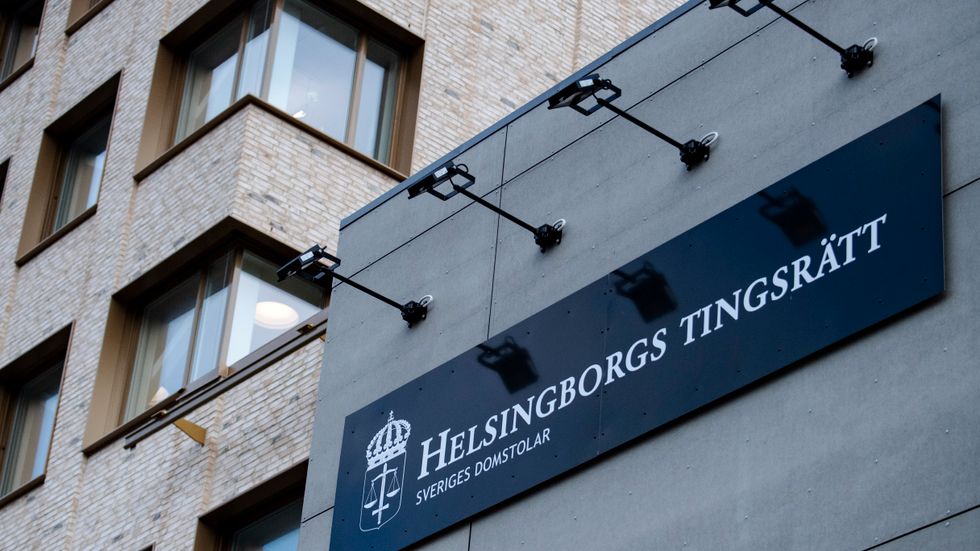 Tre döms av Helsingborgs tingsrätt till långa fängelsestraff för mordförsök vid ett trafikljus. Arkivbild.