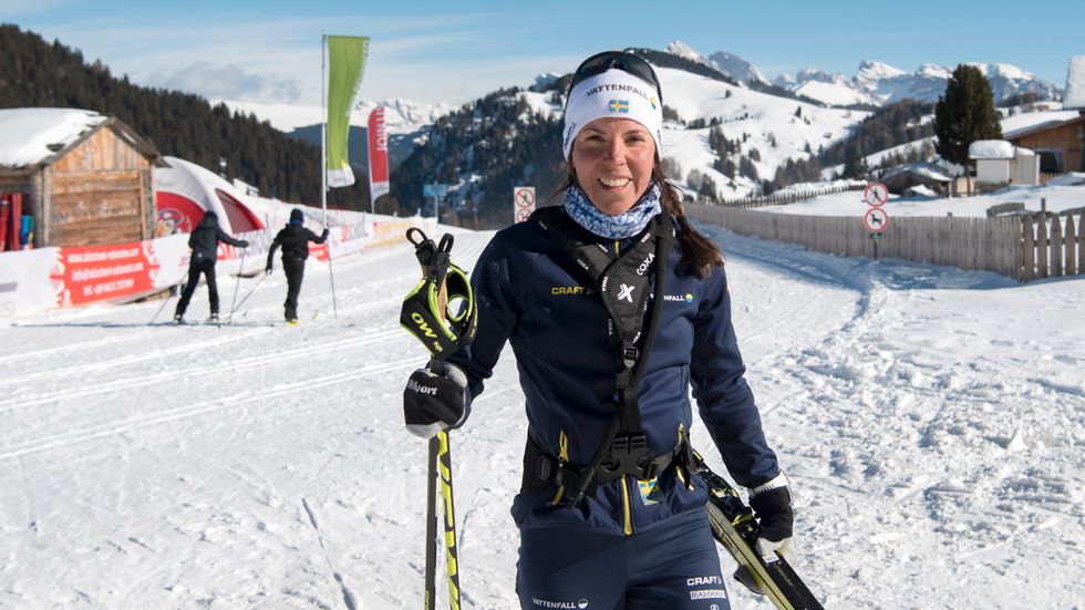 Svenska skidstjärnan Charlotte Kalla jagar VM-formen i Seiser Alm, Italien.