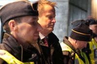 Inrikesminister Anders Ygeman (S) besökte Hyllie station i Malmö i november 2015 för att följa polisens arbete med gränskontroller.