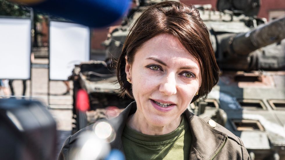 Hanna Maljar får sparken som vice försvarsminister i Ukraina.