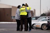 Polis tar hand om anhöriga efter dödsskjutning i Michigan.