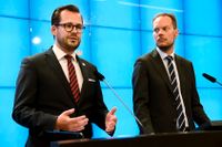 Sverigedemokraternas energipolitisk talesperson Mattias Bäckström Johansson och miljöpolitisk talesperson Martin Kinnunen presenterar energi- och klimatpolitiska nyheter vid en pressträff i riksdagens presscenter.