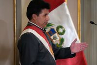 Perus president Pedro Castillo svor in en ny regering på tisdagen.
