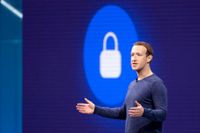 Facebooks vd Mark Zuckerberg meddelade i slutet av mars att företaget inleder en utredning av externa appar. Arkivbild.