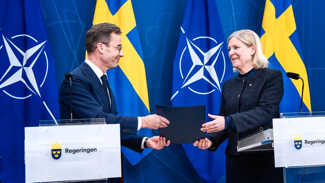 Ulf Kristersson (M) och Magdalena Andersson (S) på en gemensam pressträff om Nato. 