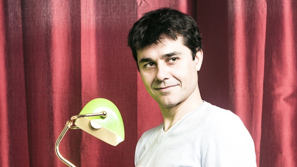 Laurent Binet, född 1972, vann Goncourtpriset med sin debut ”HHhH”. 