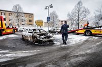 Rinkeby tidigare i år. Ett antal bilar har satts i brand under natten.
