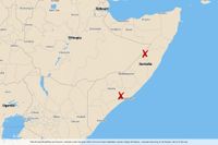 Två dödliga bombdåd har inträffat i Somalia.
