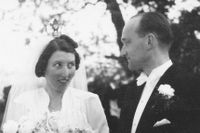 Märta Zenker flyttar till Tyskland sommaren 1939 efter att ha gift sig med Gerhard.
