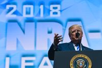 President Donald Trump talar inför NRA:s årsmöte i Dallas.