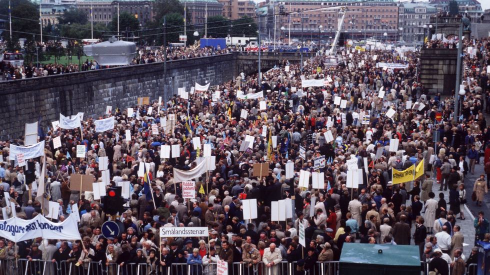Demonstrationen mot löntagarfonder på Mynttorget i Stockholm 1983 samlade uppåt 100 000 deltagare.