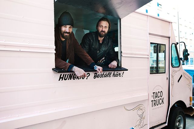 Nikola Adawovic och Niklas Bolle som har El Taco truck