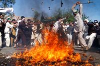 Protester i Afghanistan i helgen mot koranbränningen i USA.
