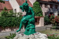 Det som man i hundra år trott vara ett mästerverk av den lokale Visbykonstnären Karl Romin från slutet av 1800-talet har nu visat sig vara en staty köpt på postorder.