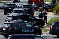 Fem människor dödades vid attacken mot en tidningsredaktion i Annapolis i Maryland.