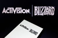Spelutvecklaren Activision Blizzards aktie rasade efter avslöjanden om sexuella trakasserier inom spelbranschen.