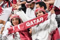 Majoriteten av annonsörerna har inte blivit avskräckta av den stormande kritiken mot VM i Qatar. 