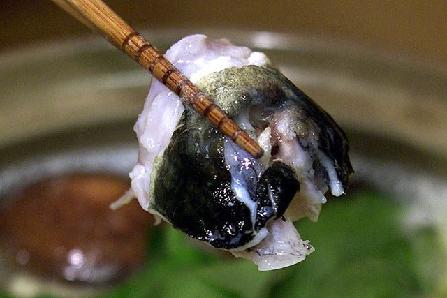 Att äta den japanska delikatessen fugu jämförs ibland med att spela rysk roulette.