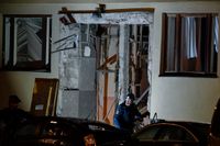 Huset på Östermalm i centrala Stockholm fick stora skador vid detonationen.