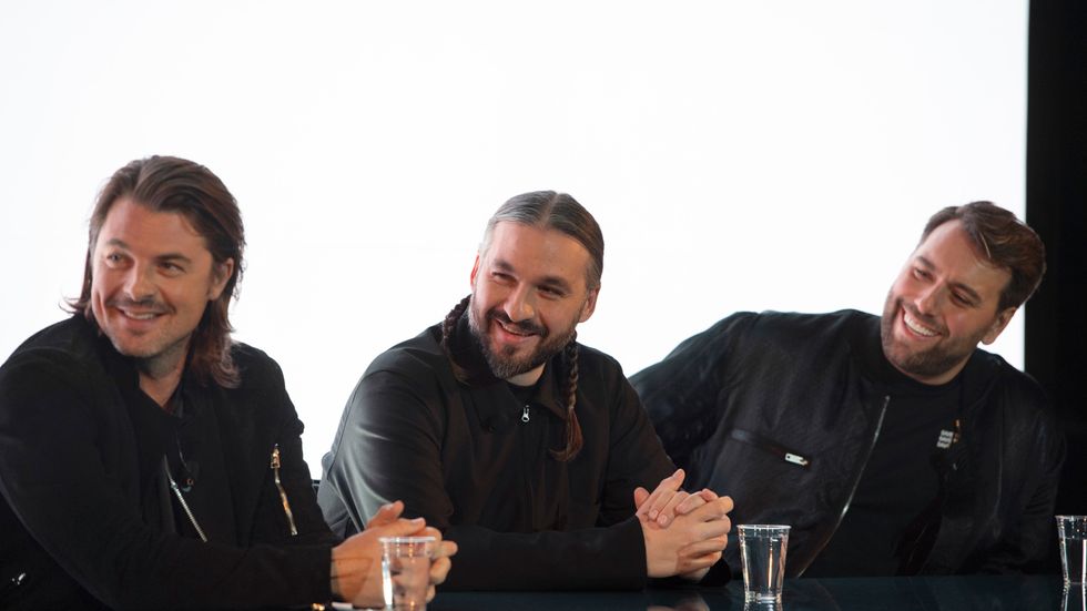 Axwell, Steve Angello och Sebastian Ingrosso är tillbaka som Swedish House Mafia – nästa år gör de en arenaspelning i Stockholm.
