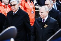 Kazakstans president Kassym-Jomart Tokayev tillsammans med Vladimir Putin.