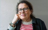 Sigrid Combüchen är en av fyra författare som har chans att vinna Sveriges Radios romanpris i år. Arkivbild.