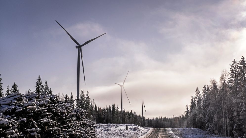 Sveriges elproduktion består till 80 procent av vattenkraft och kärnkraft. Resten produceras med bland annat vindkraft, kraftvärme och kondensvärme.