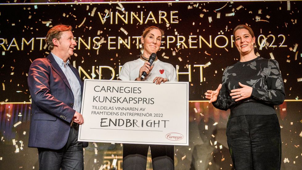 Priset för Framtidens entrepenör 2022 delades ut på onsdagskvällen. Fr v Björn Jansson, vinnaren Charlotte Ljung och Louise Andrén Meiton.