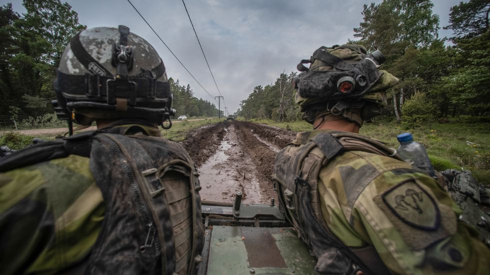 Militärövning med svenska och amerikanska soldater vid Tofta på Gotland under Baltops 2022.