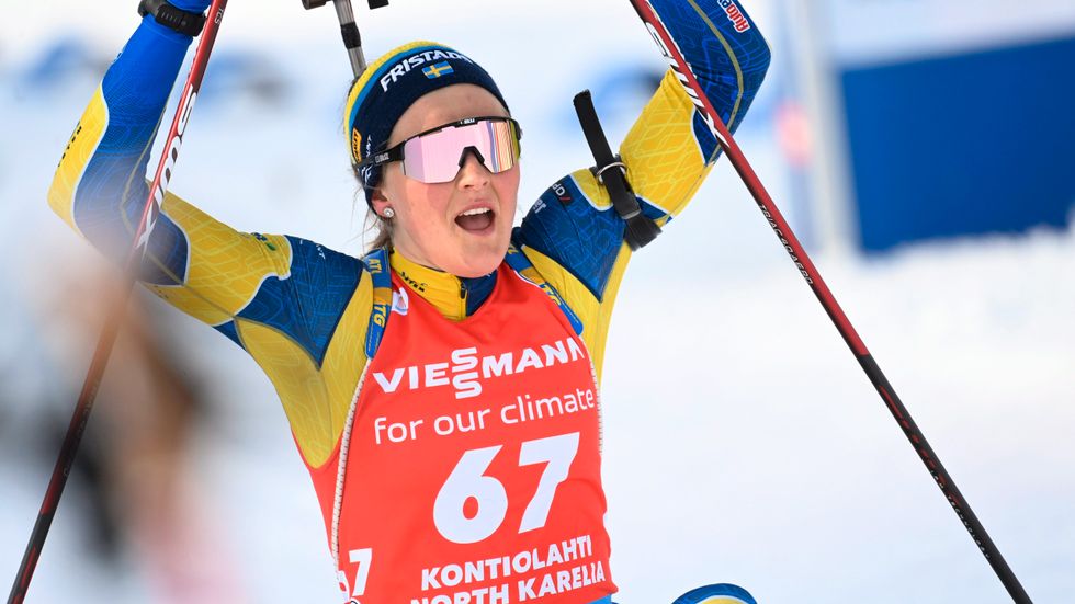 Stina Nilsson i i "glädjechock" efter pallplatsen i världscupsprinten i Kontiolax.