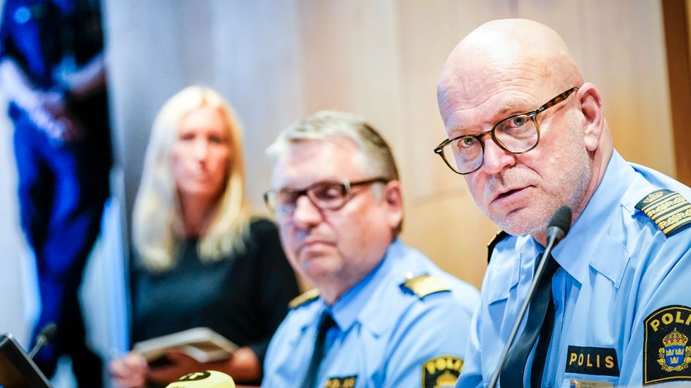 Erik Nord, polisområdeschef i Storgöteborg, vid en presskonferens efter dödsskjutningen i Biskopsgården på Hisingen i Göteborg.