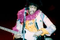 Jimi Hendrix (1942–1970) på Monterey-festivalen i Kalifornien 1967.