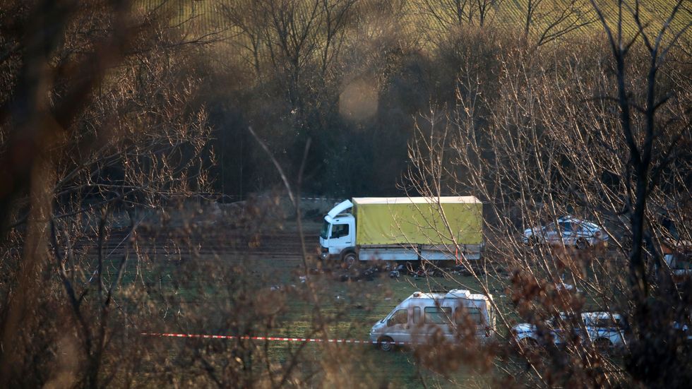I Bulgarien har 18 döda människor har hittats i en lastbil två mil utanför landets huvudstad Sofia.