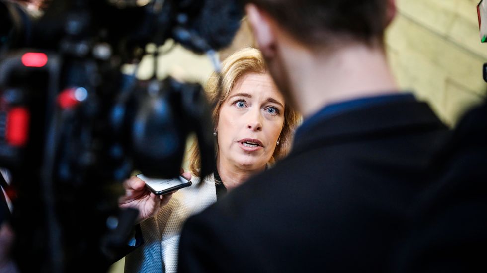 Klimat- och miljöminister Annika Strandhäll (S) har lovat besked om det planerade slutförvaret av utbränt kärnbränsle inom kort.