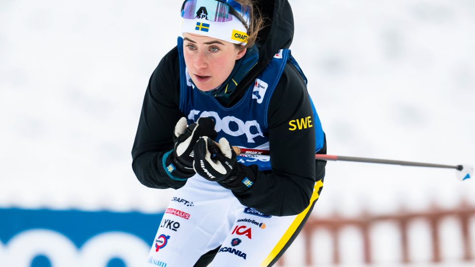 Ebba Andersson vet ännu inte om det blir en start i Tour de Ski vid årsskiftet. Arkivbild.