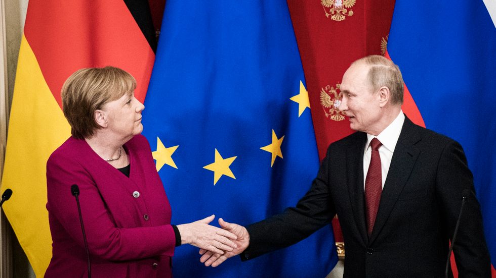 Angela Merkel och Vladimir Putin i Moskva, i januari i år.
