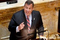 New Jerseys guvernör Chris Christie under budgetdebatten i helgen i delstatsparlamentet i Trenton.