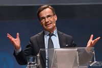 Moderaternas partiledare Ulf Kristersson är inte imponerad av statsminister Magdalena Anderssons insats för att driva på om ett EU-undantag för Sverige.
