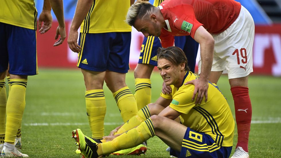 Albin Ekdal fick en smäll på foten i samband med matchen mot Schweiz.