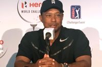 Tiger Woods mötte pressen inför sin comeback på Bahamas efter tio månaders frånvaro.