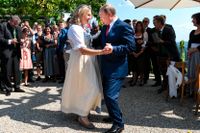 Vladimir Putin var hedersgäst på tidigare utrikesministern Karin Kneissls bröllop.